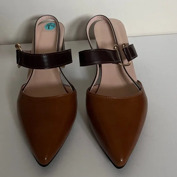 Coach Women sandal - Picture 4 of 13